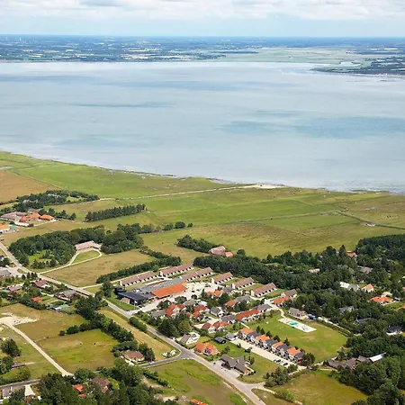 6 Person On A In Bl Vand Dom wakacyjny Blåvand